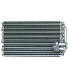 EVAPORATEUR POUR VOLVO FH 3090880