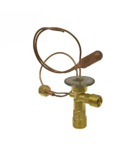 WATER PUMP FOR JOHN DEERE AH204686