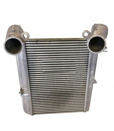INTERCOOLER POUR DAF CF65 250CH  1371318	 1371318R 1371319	 13722961372296R 1679756 1679756R 16855491685549R